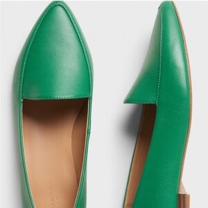 Banana Republic Factory Green Pointed-Toe Women's Flats